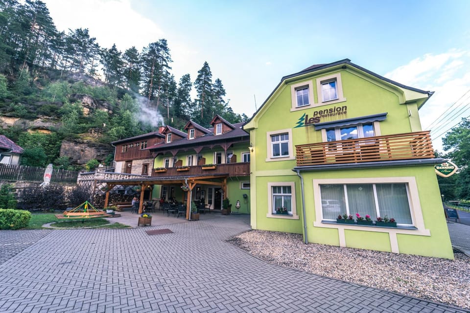 Property building, Balcony/Terrace