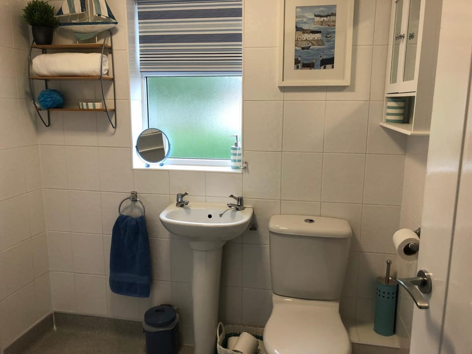 1 Silkin Serviced Accommodation House in Newton Aycliffe
