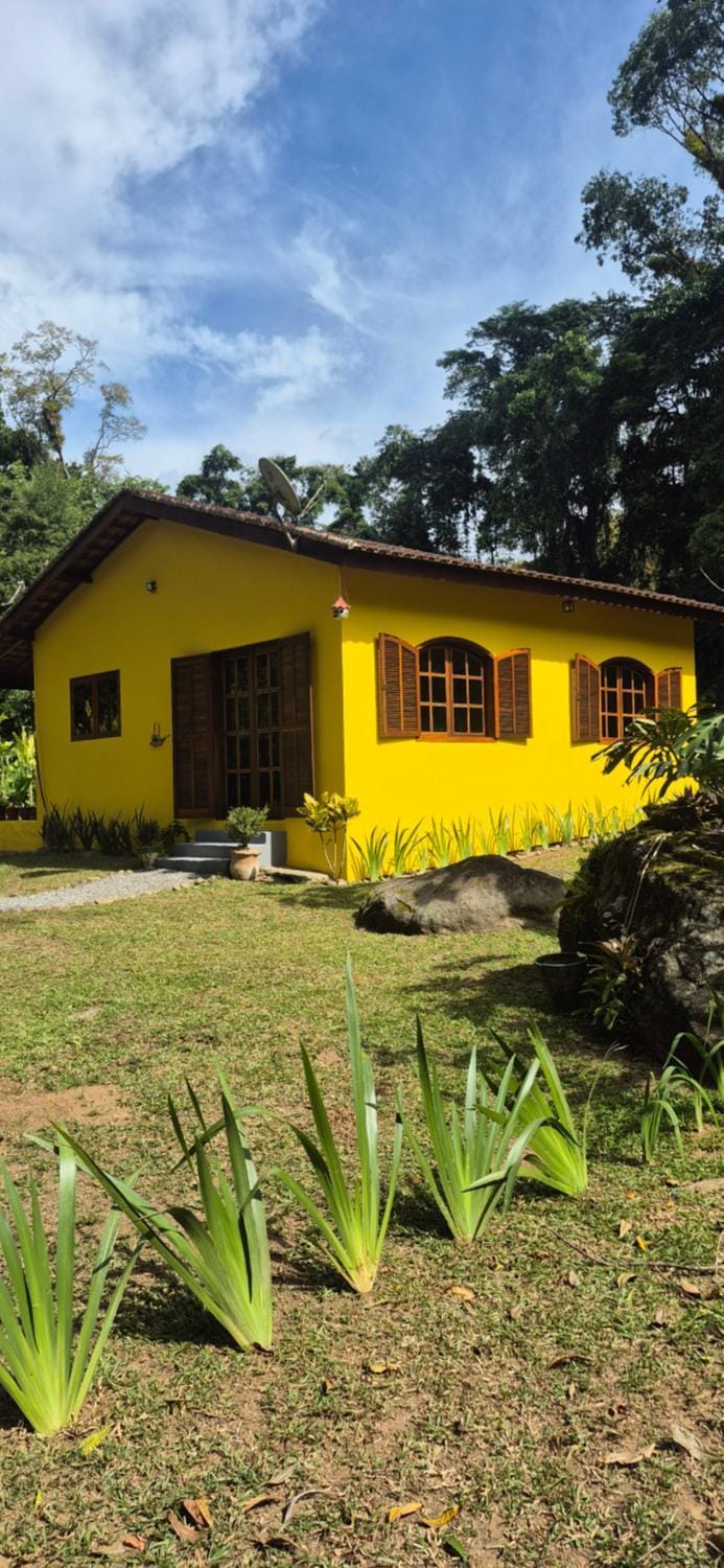 Recanto da Margo 1, casa com acesso a cachoeira House in Paraty