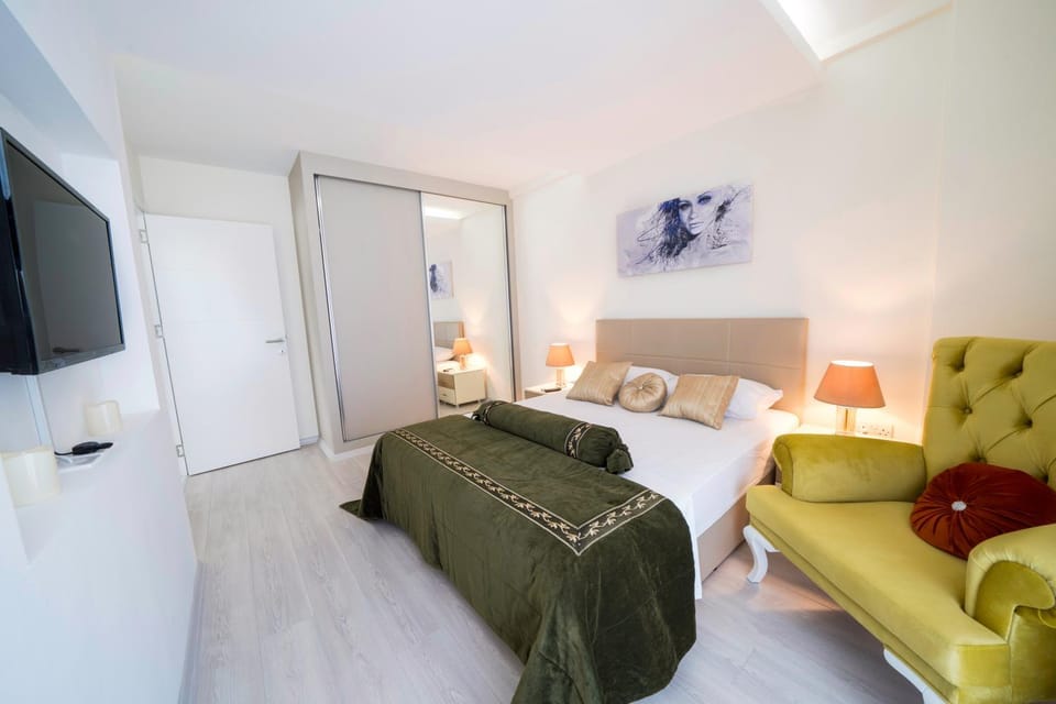 TV and multimedia, Bedroom