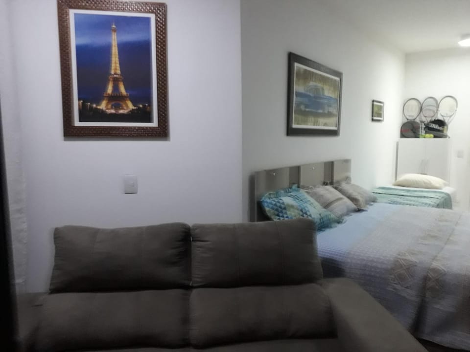 Day, Decorative detail, Area and facilities