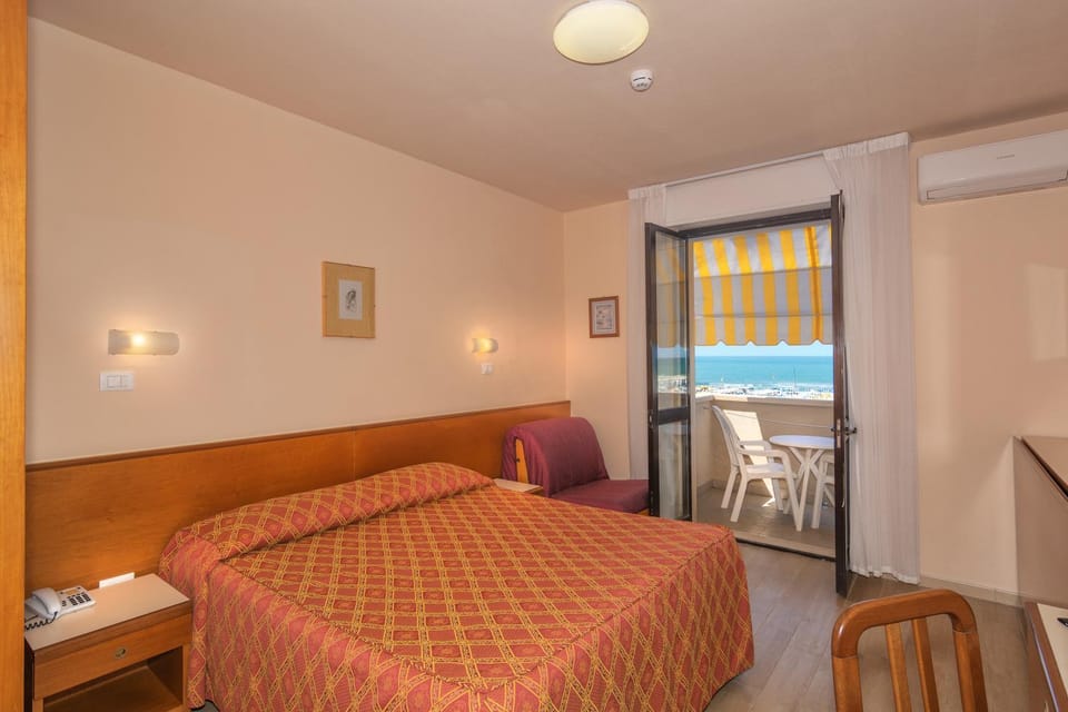 Balcony/Terrace, Photo of the whole room, Bedroom