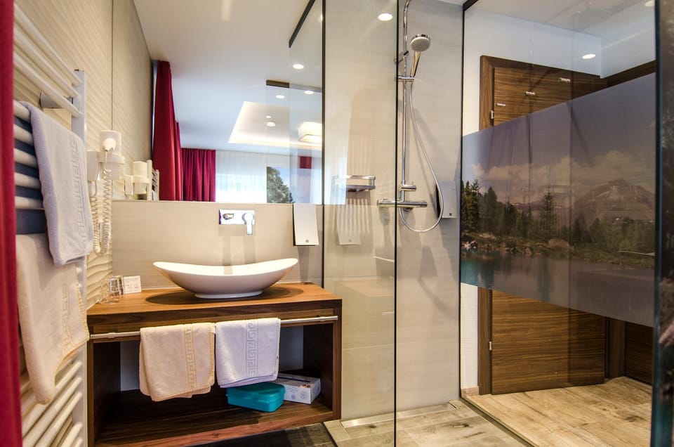 Shower, Bathroom