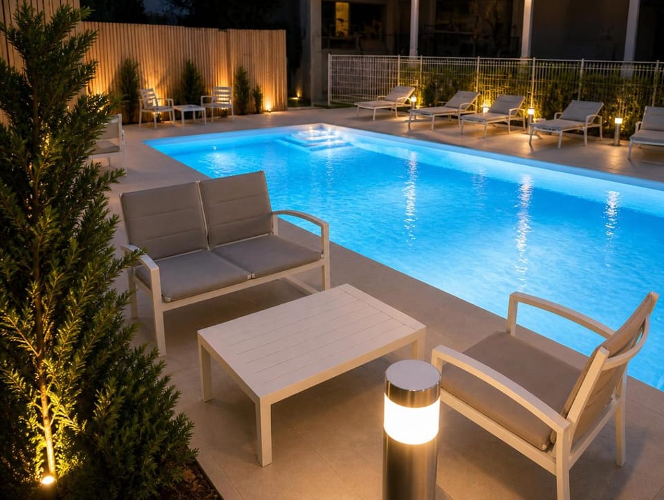 Pool view, Swimming pool