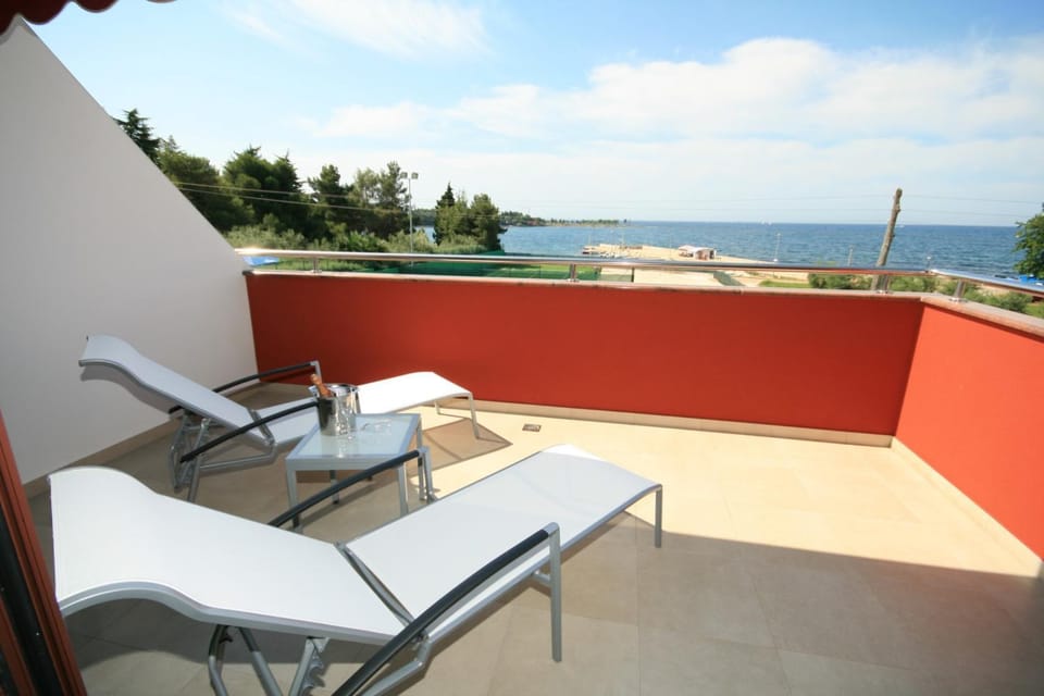 Balcony/Terrace, Balcony/Terrace
