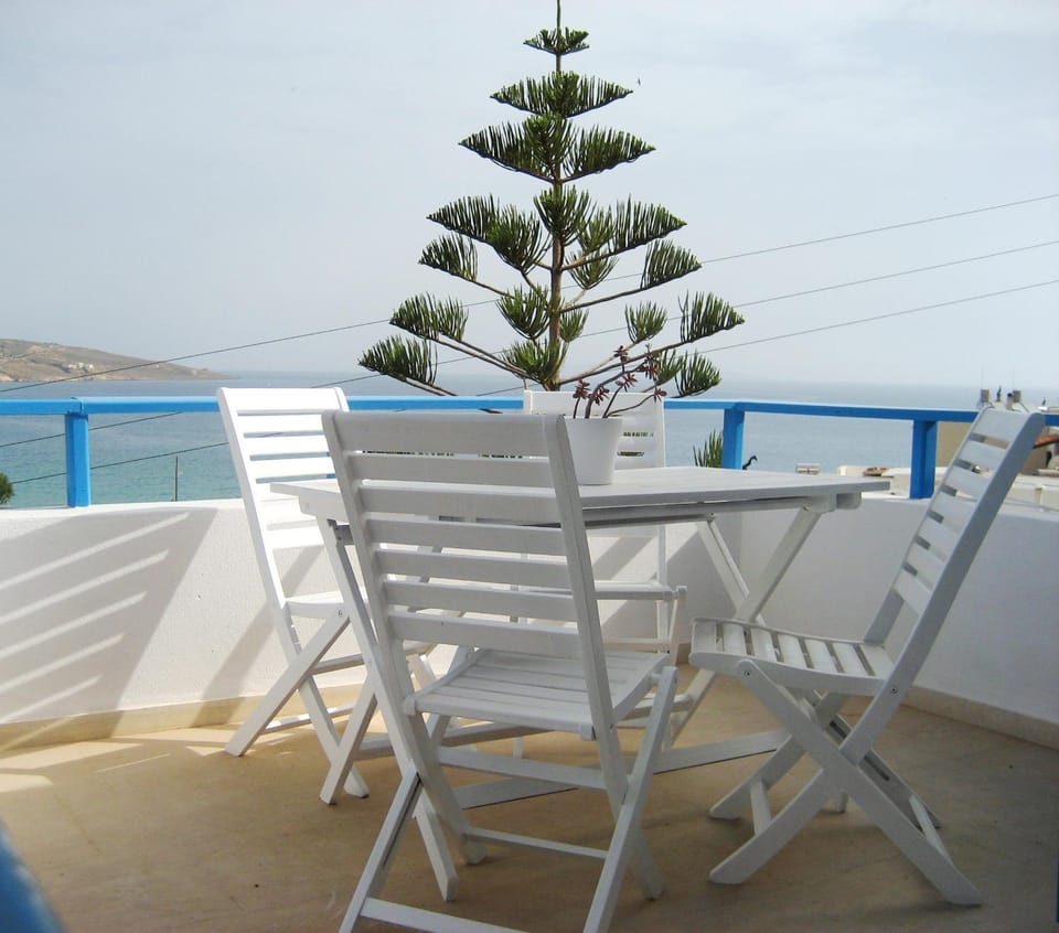View (from property/room), Balcony/Terrace