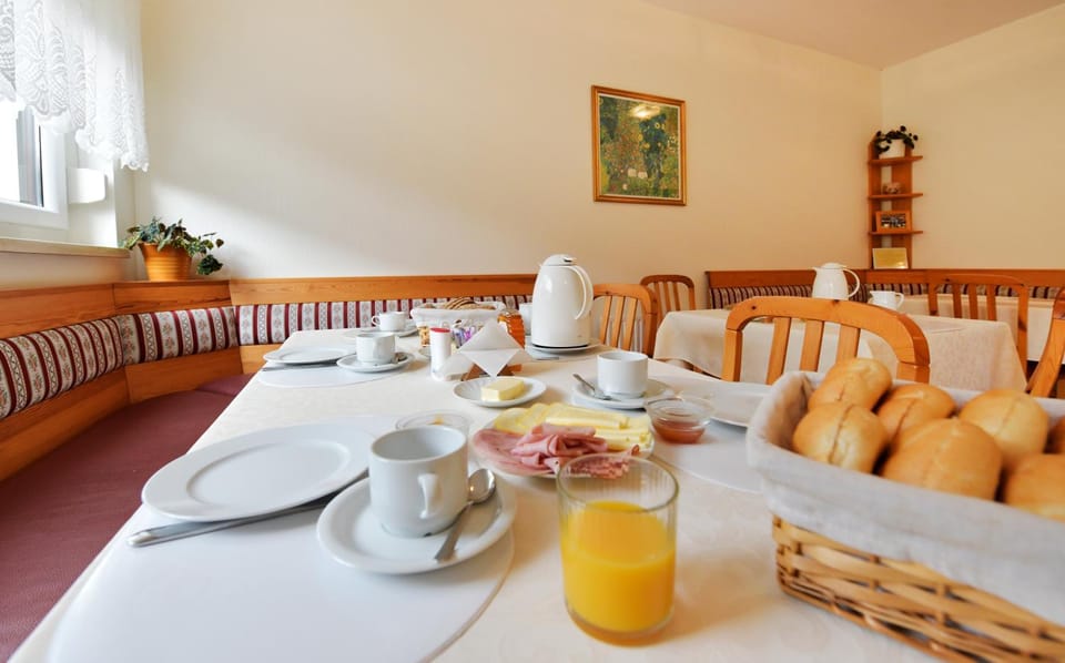 Buffet breakfast