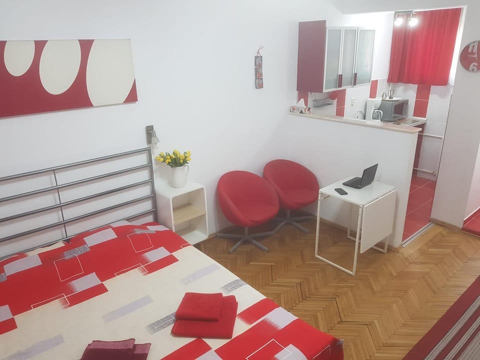 Living room, Seating area, Dining area, Bedroom