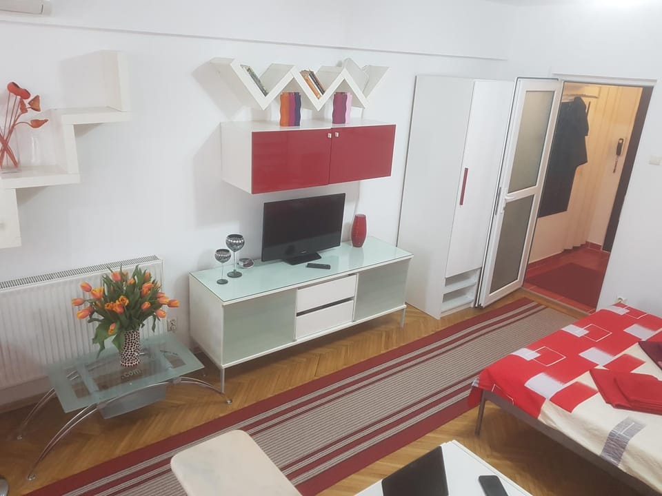 TV and multimedia, Living room, Bedroom