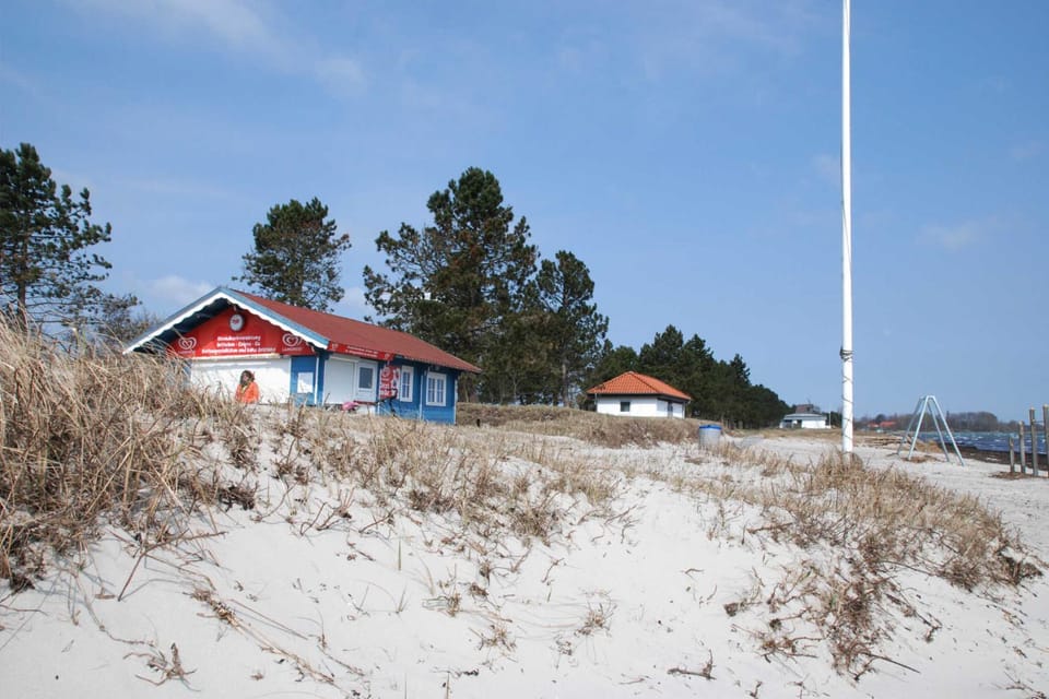 Natural landscape, Children play ground, Fishing, Snorkeling, Beach, Hiking, Diving