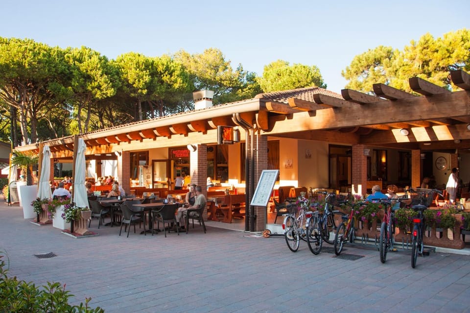 Restaurant/places to eat, Dinner