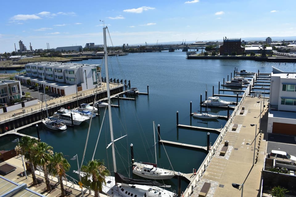 Breakwater Apartment Apartment in Adelaide