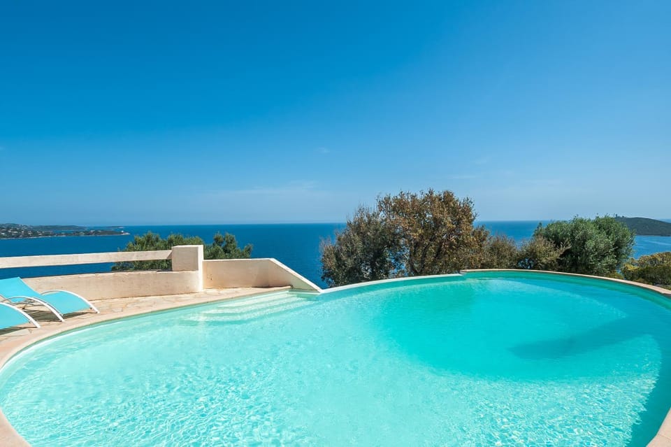 Pool view, Sea view, Swimming pool