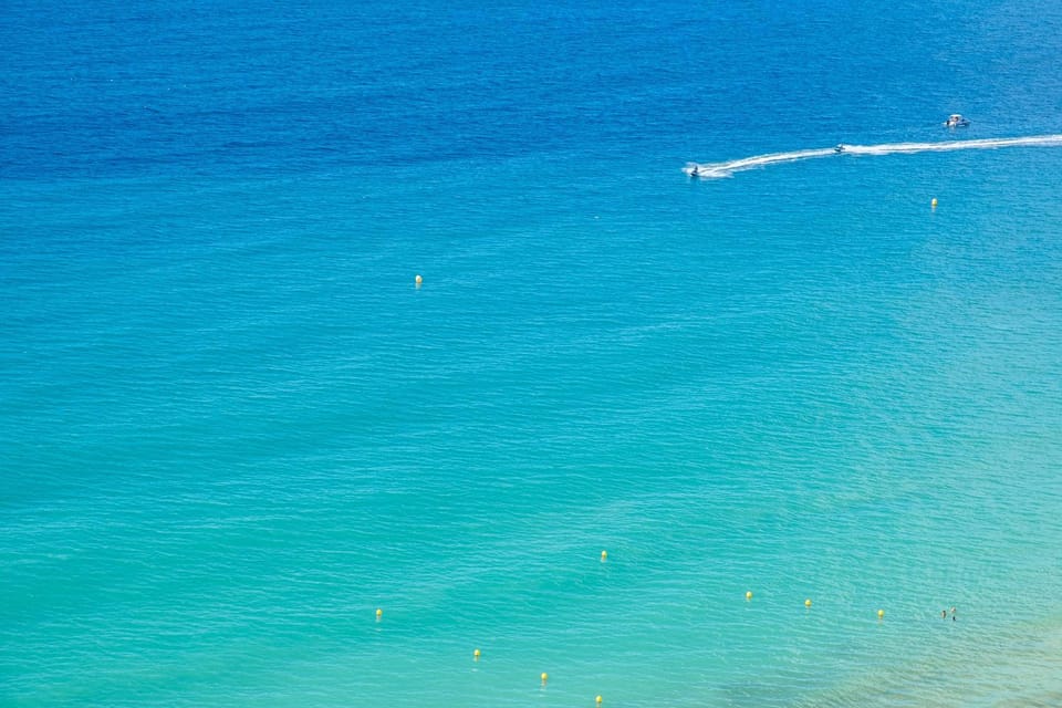 Day, Natural landscape, Activities, Beach, Sea view