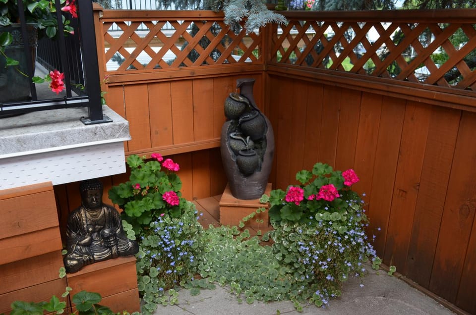 Dogwood Bed & Breakfast Bed and Breakfast in Summerland