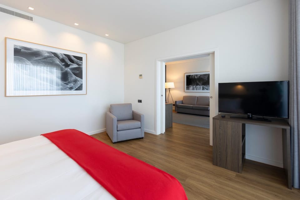 TV and multimedia, Bedroom