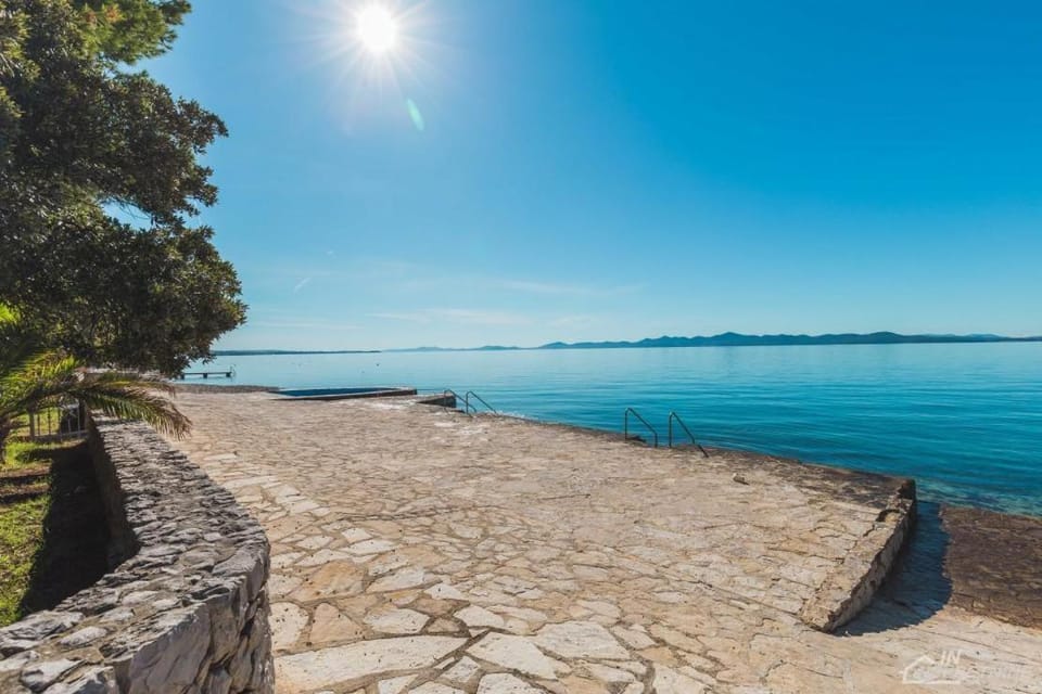Apartment Sara with Seaview Apartment in Zadar County