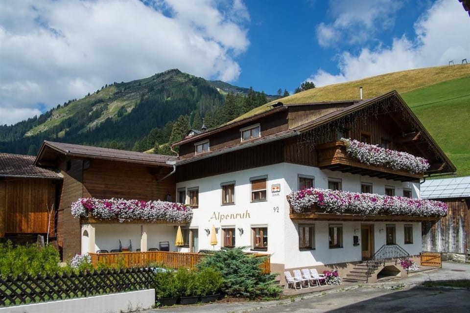 Gästehaus Alpenruh Apartment in Tyrol