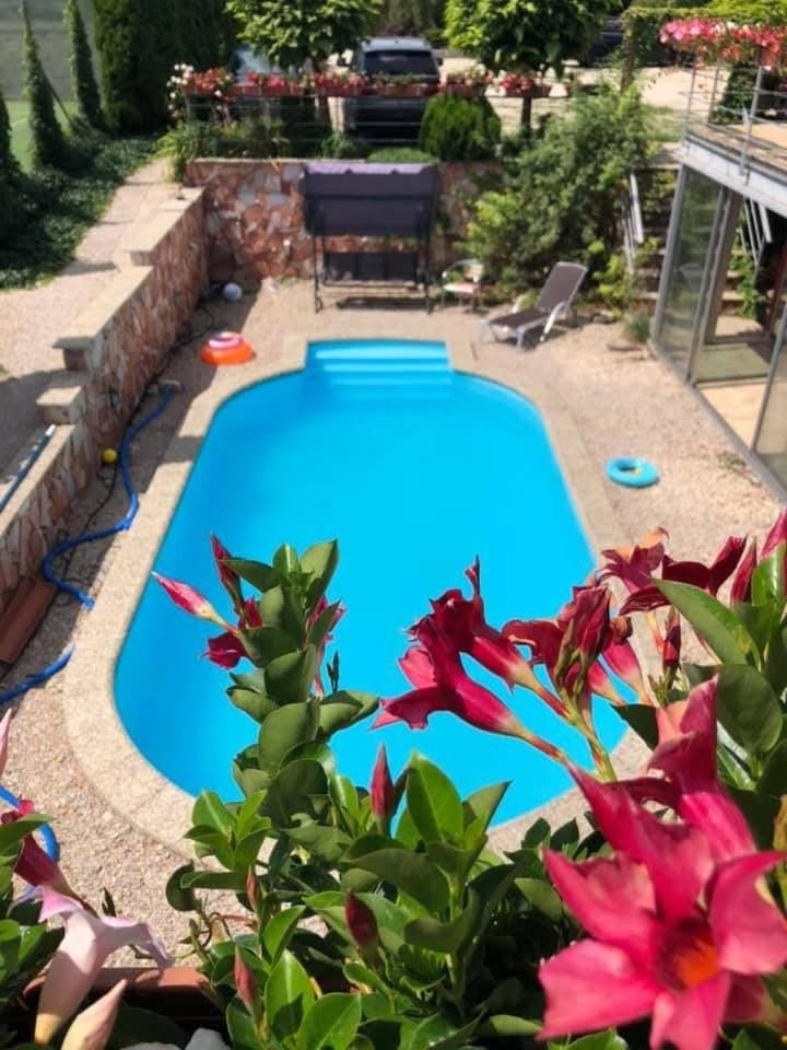 Apartmánový dom RED Bed and Breakfast in Slovakia