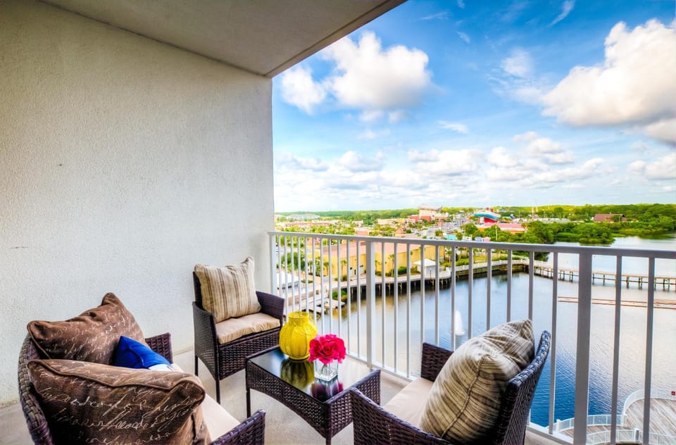 Laketown Wharf Resort 631 By Aneliya House in Panama City Beach