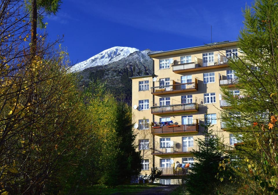 Property building, Mountain view