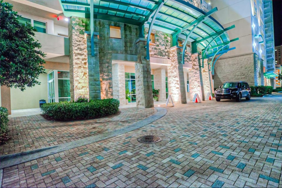 Aqua Beach Resort By Aneliya House in Panama City Beach