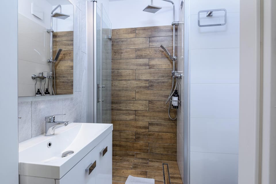 Andersena Modern B - 10 min CMKP - 5 min Metro - 15 min Center Apartment in Warsaw
