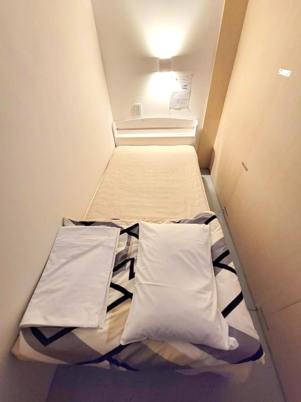 Guest House Proof Point Bed and Breakfast in Hokkaido Prefecture