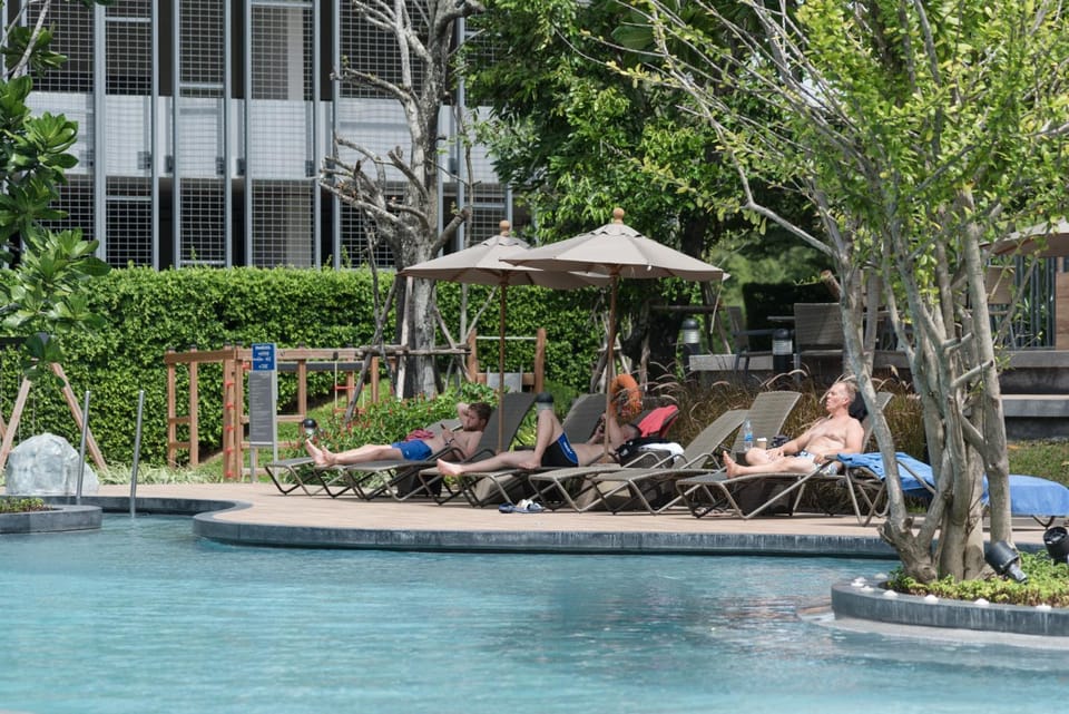 Swimming pool, Swimming pool