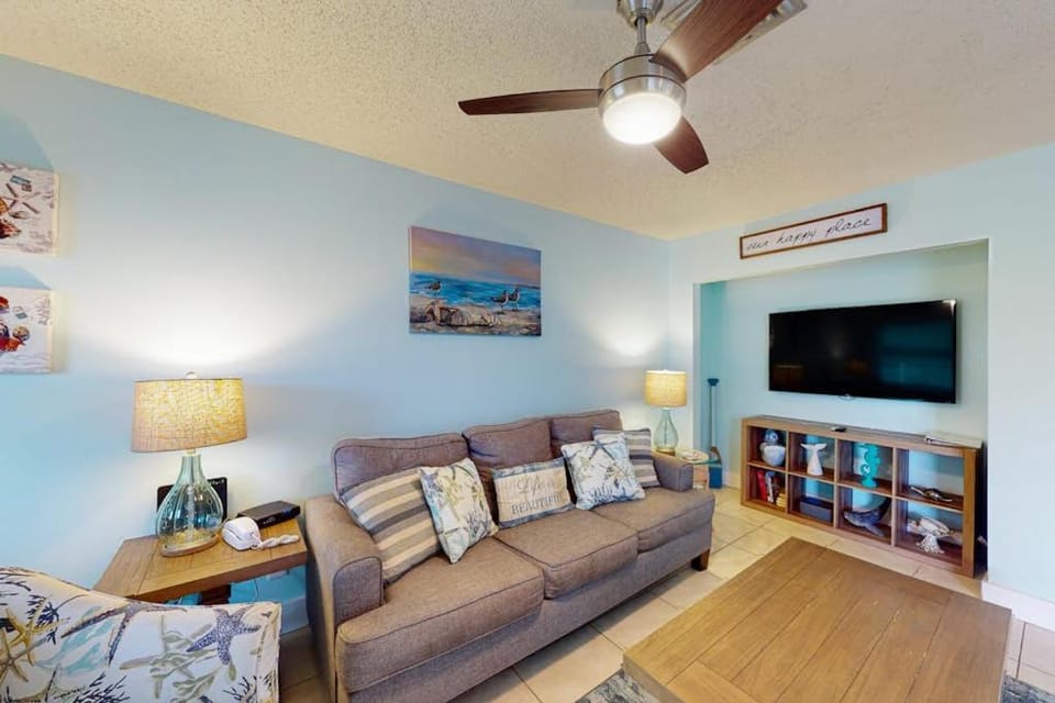 Highland Avenue Heaven House in Bradenton Beach