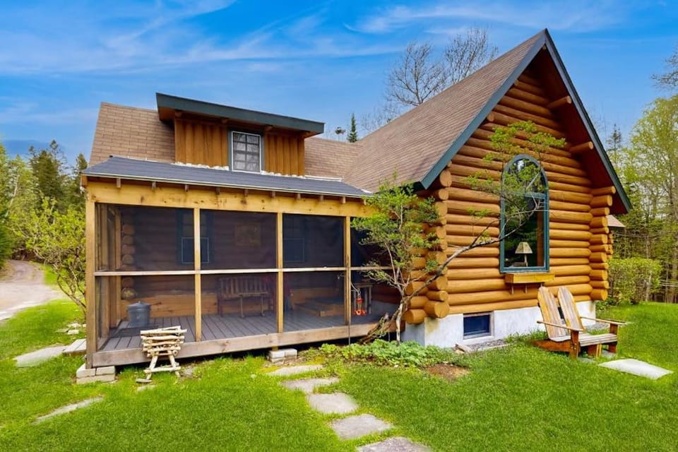 Property building, Day, Garden, Garden view
