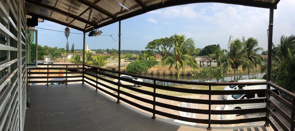 View (from property/room), Balcony/Terrace