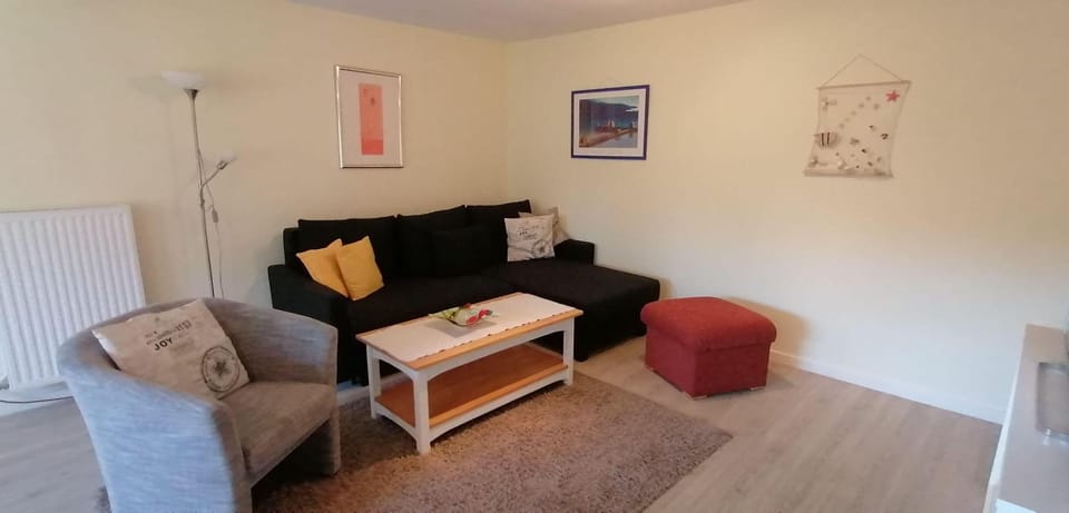 Dr-Ross-Str-14-Schulzes-Hues-3-EG-Bungalow Apartment in Westerland