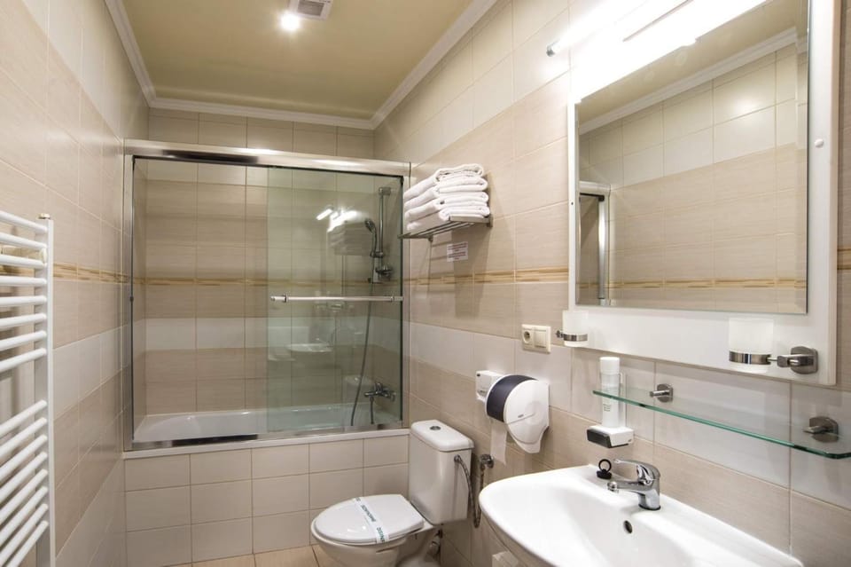Bathroom, Bath