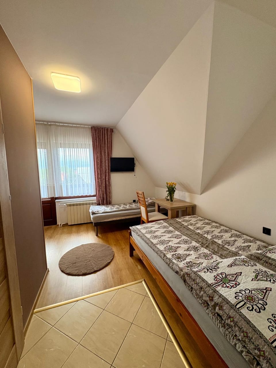 Ośrodek Wczasowo-Kolonijny Groń Bed and Breakfast in Lesser Poland Voivodeship