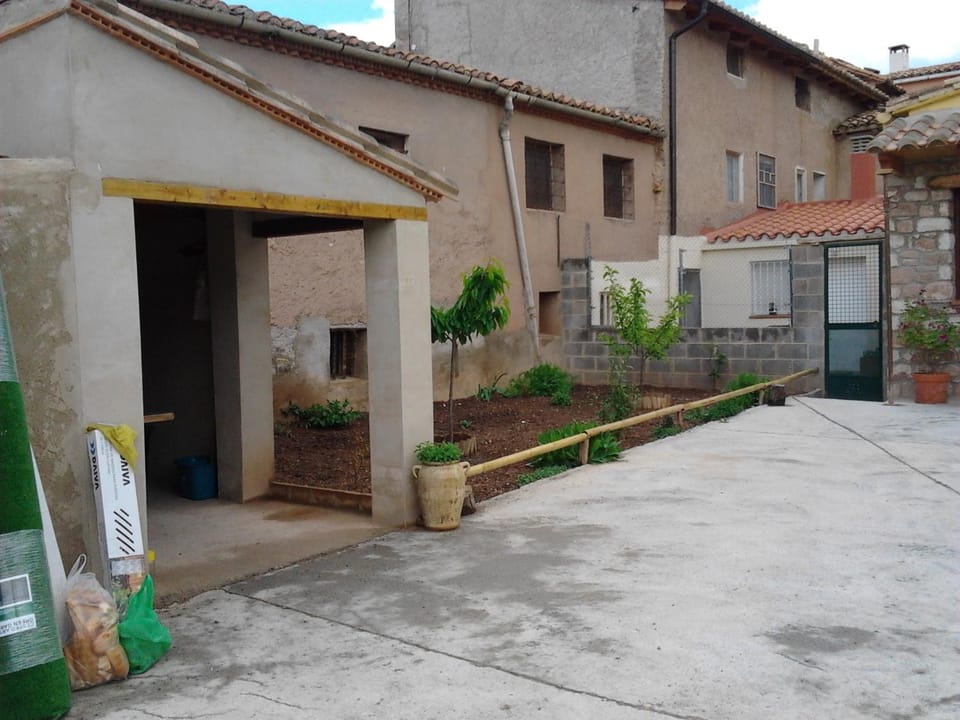 Los Aladros House in Aragon