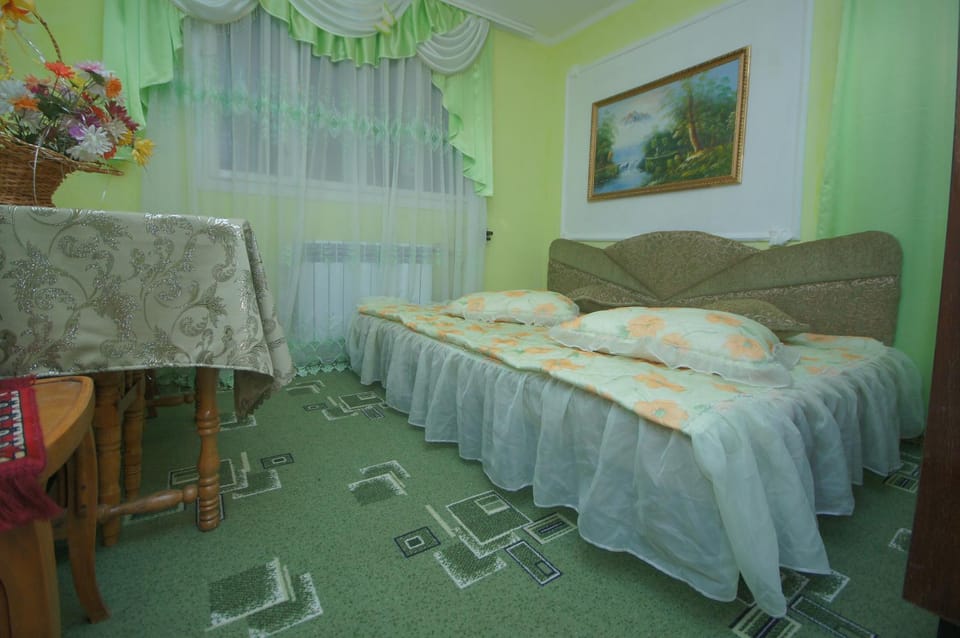 Аня Рома Bed and Breakfast in Ukraine