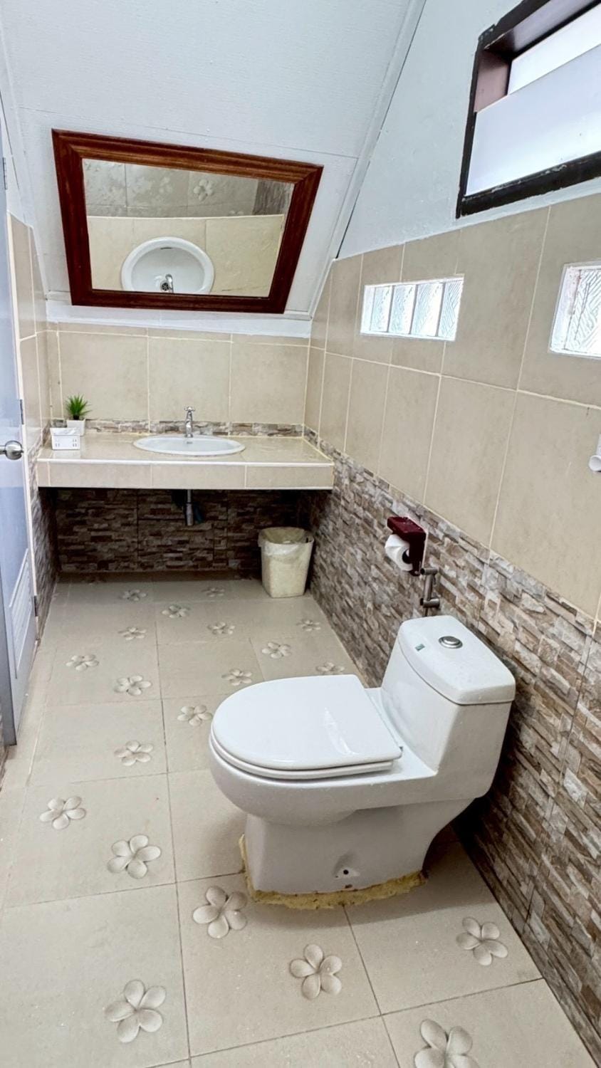 Toilet, Bathroom
