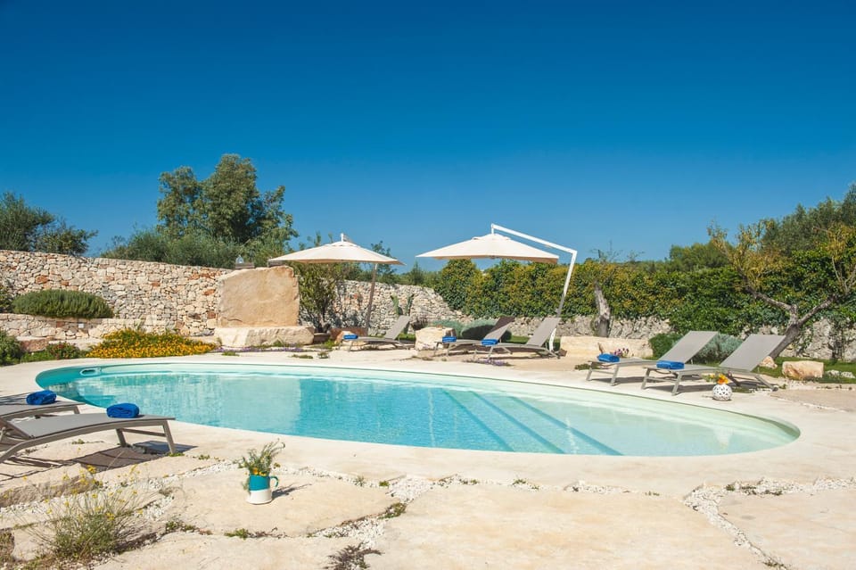 Day, Pool view, Swimming pool, Swimming pool, sunbed