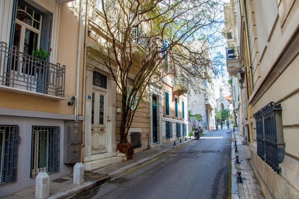 TONI'S Cosy Apartment next to Syntagma Square Apartment in Plaka