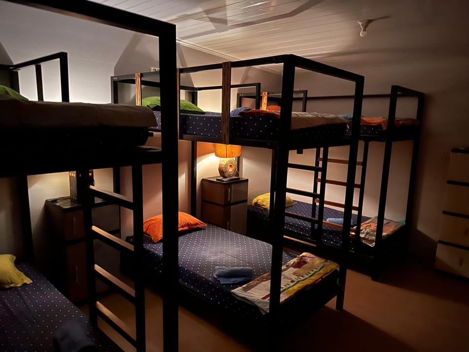 bunk bed