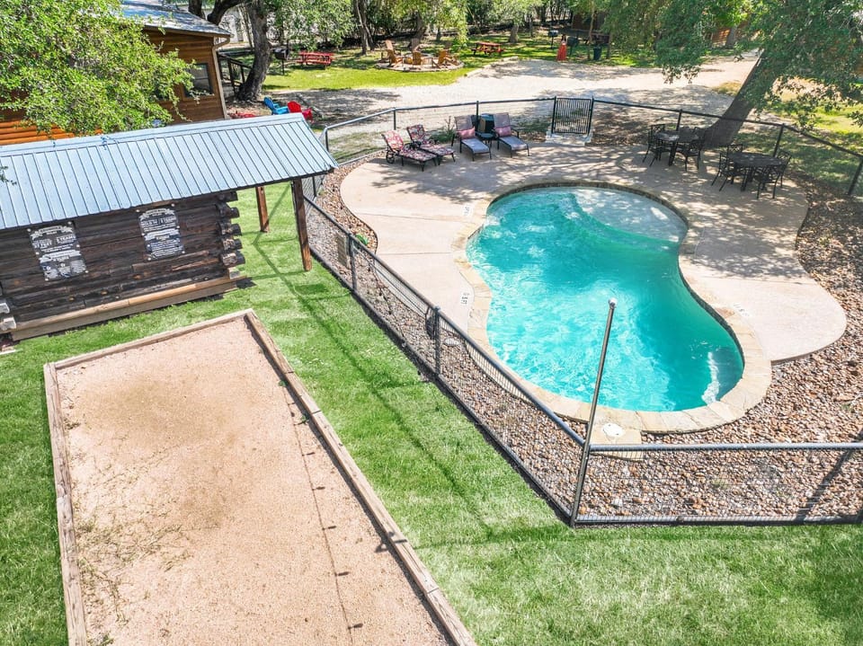 Wimberley Log Cabins Resort and Suites - Unit 3 Cabin in Wimberley