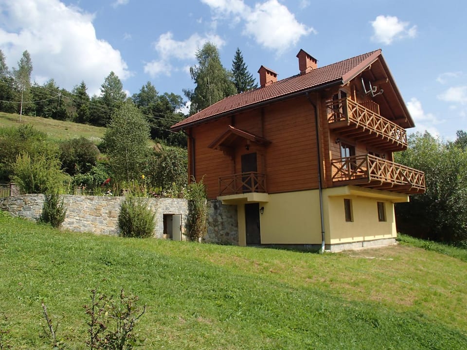 Barvy Karpat Nature lodge in Lviv Oblast