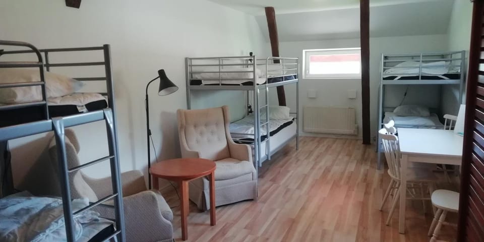 bunk bed