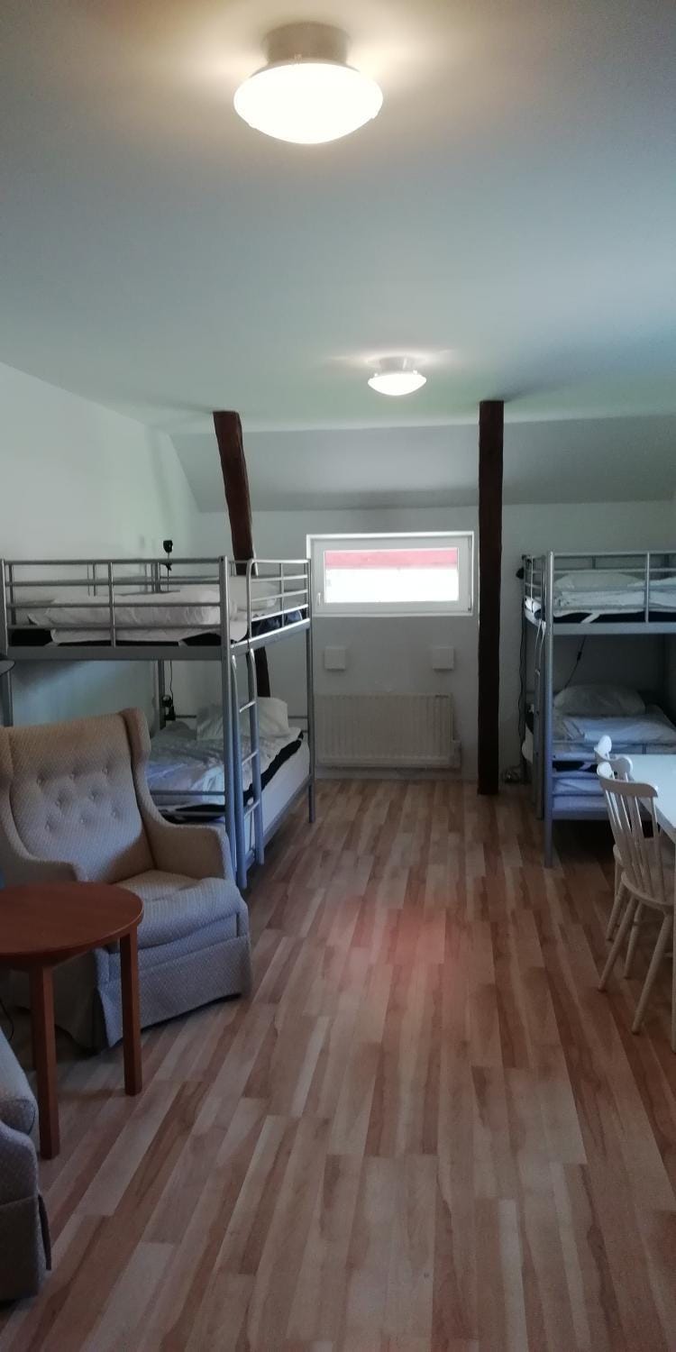 Bedroom, bunk bed, hair dresser