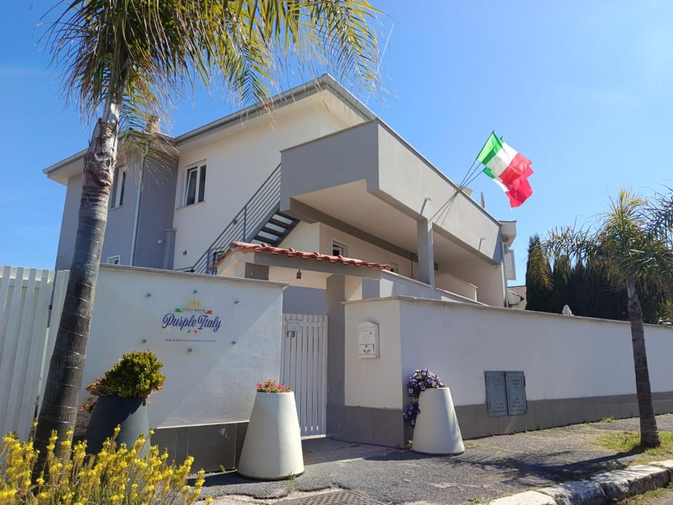 Property building, Day