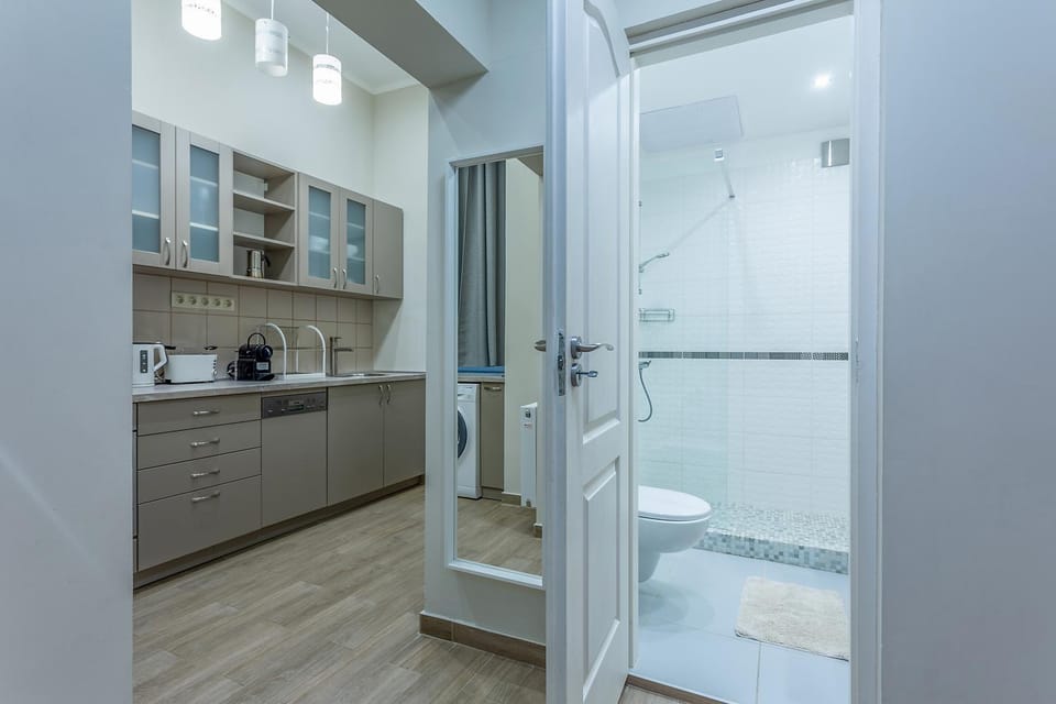 Bathroom, Kitchen or kitchenette