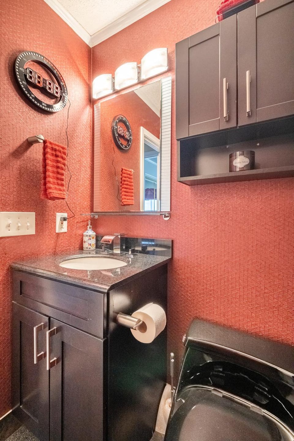 Contemporary Paradise w/ Private Bathroom Vacation rental in East Nashville