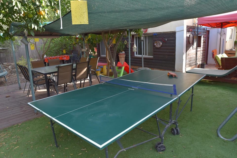 Table tennis, Tennis court