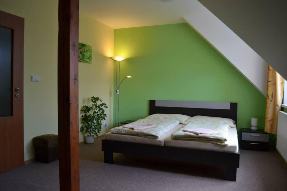 Bedroom, Garden view, Landmark view